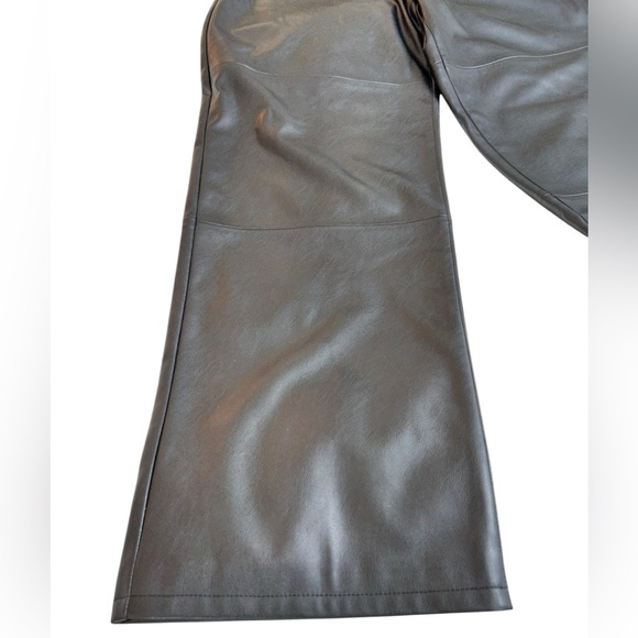 Vegan leather black pants, L-XL, high-waisted, wide legs, Grunge Streetwear - Picture 3 of 9